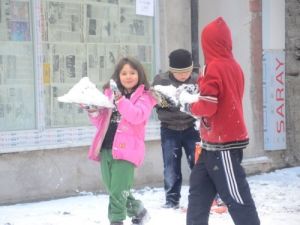 Bolu'da Okullar Yarın Da Tatil Edildi