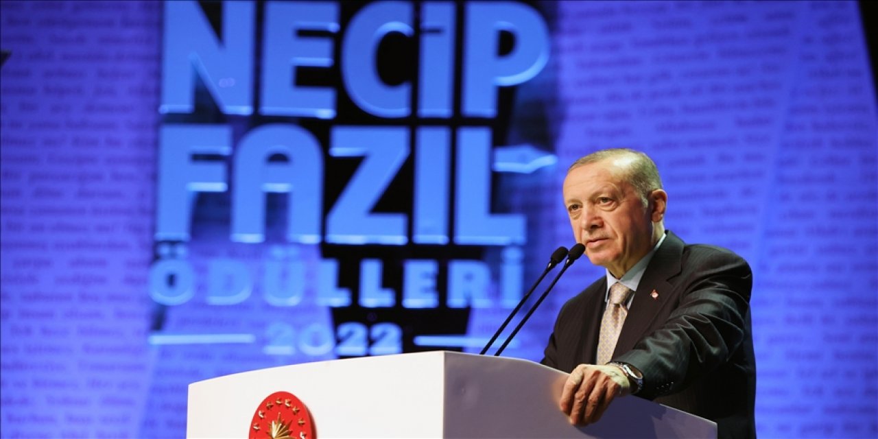 Cumhurbaşkanı Erdoğan: Türkiye Yüzyılı ile Necip Fazıl'ın da hayalini hayata geçiriyoruz