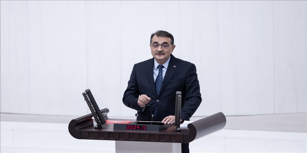 Bakan Dönmez: Vatandaşlarına birim enerji başına en ucuz doğal gaz sağlayan üçüncü ülke konumundayız