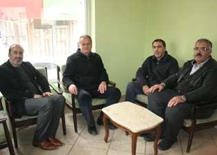 Korsan elektrikçiler esnafa zarar veriyor