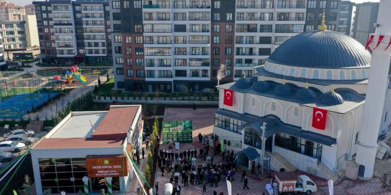 Konya Meram'da yeni bir cami ve millet kıraathanesi hizmete açıldı