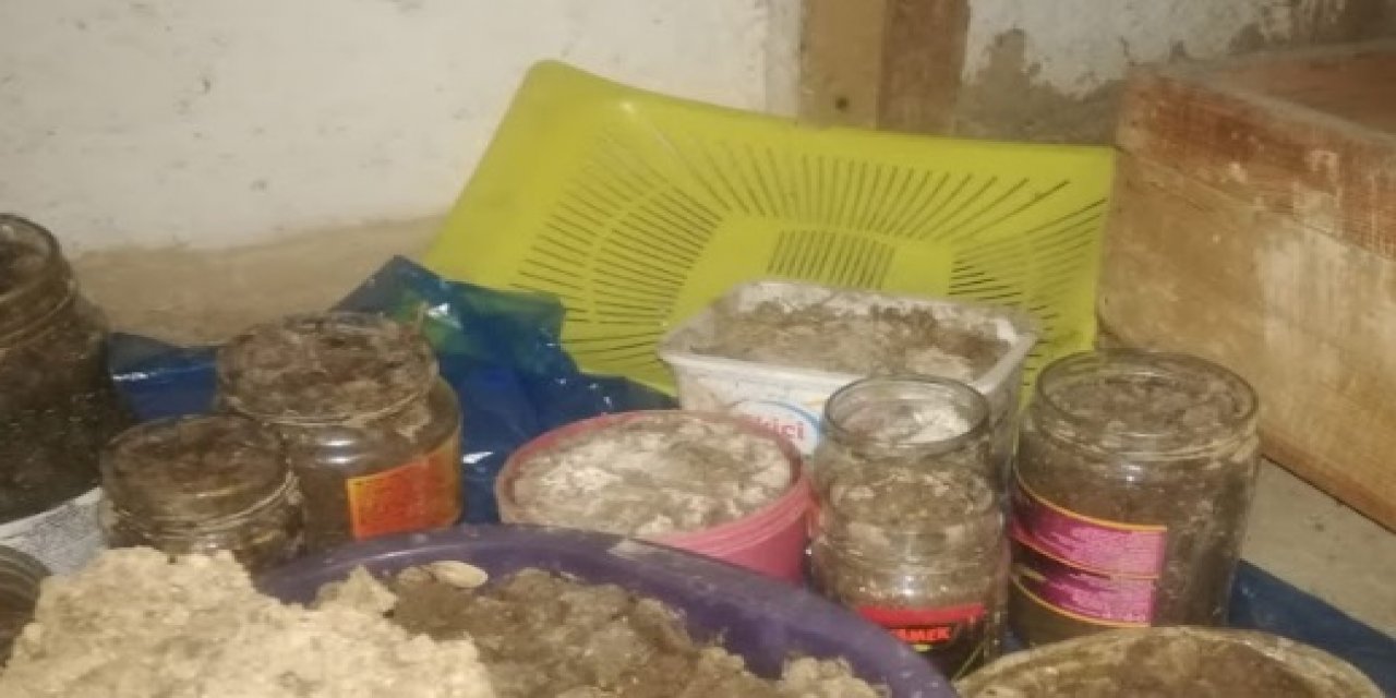 Polisin baskın yaptığı ev uyuşturucu imalathanesi çıktı