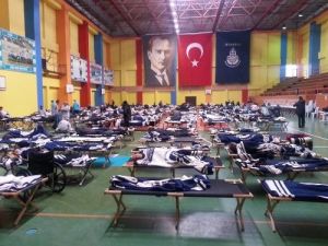 İstanbul Büyükşehir 'Evsizlere' Sahip Çıkıyor