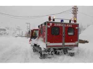 Diyaliz Hastasının İmdadına Paletli Kar Aracı Yetişti