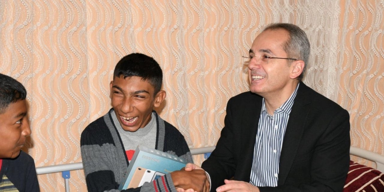 Konya'da kaymakam engelli gencin tek hayalini yerine getirdi