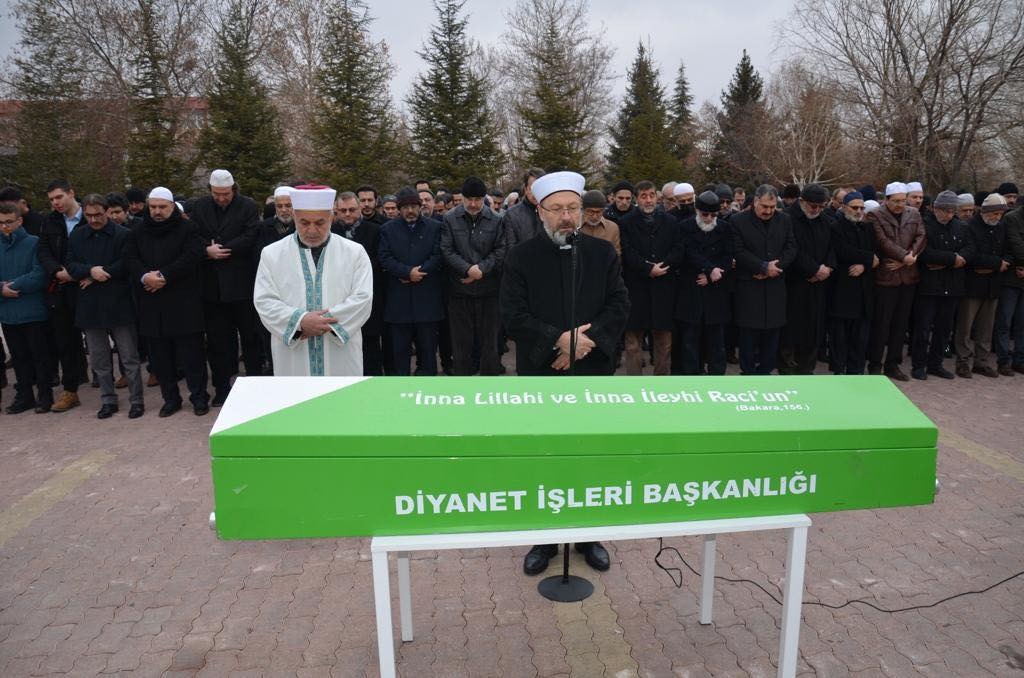 Abdullah Ürkmez dualarla defnedildi