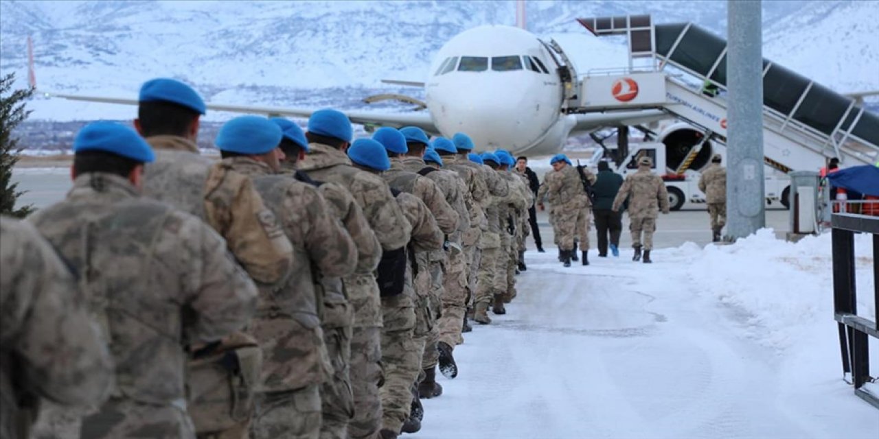 Erzincan'dan deprem bölgesine komandolar gönderildi