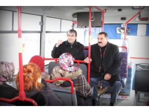 Rektör Uçar, Ulaşım Sorununu Tespit İçin Halk Otobüsüyle Yolculuk Yaptı