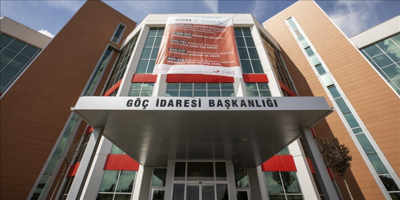 Göç İdaresi Başkanlığı "600 bin Suriyelinin İstanbul'a götürüldüğü" iddiasını yalanladı