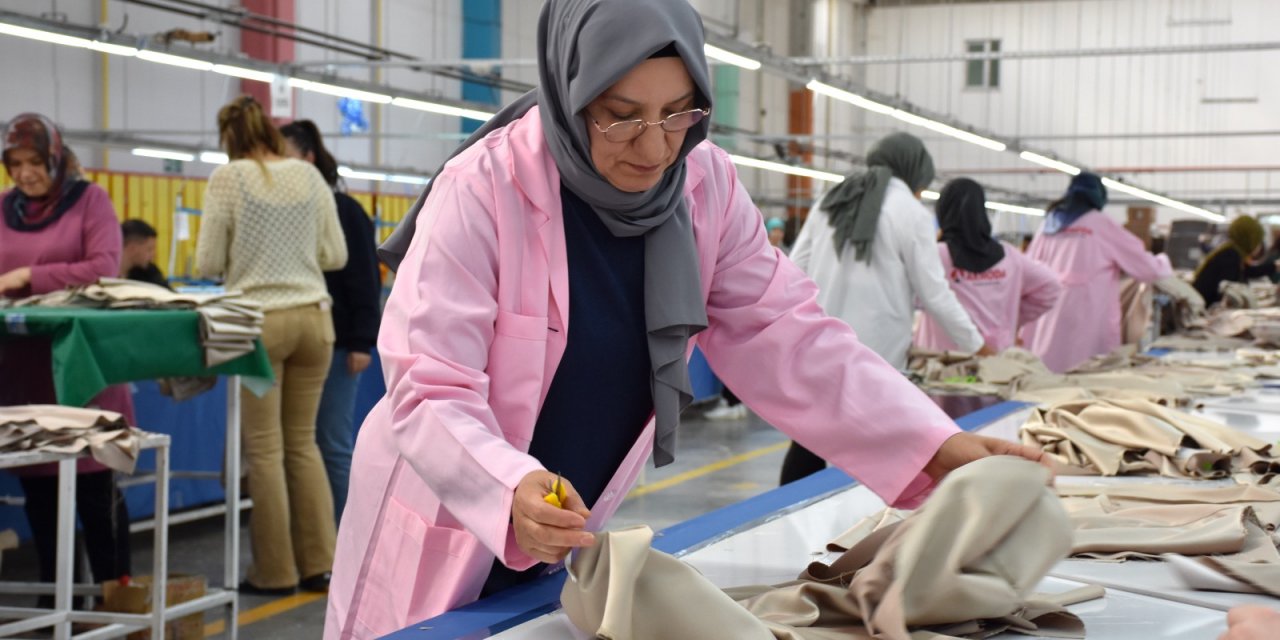 Depremzedeler  Aksaray’da  işe yerleştirildi