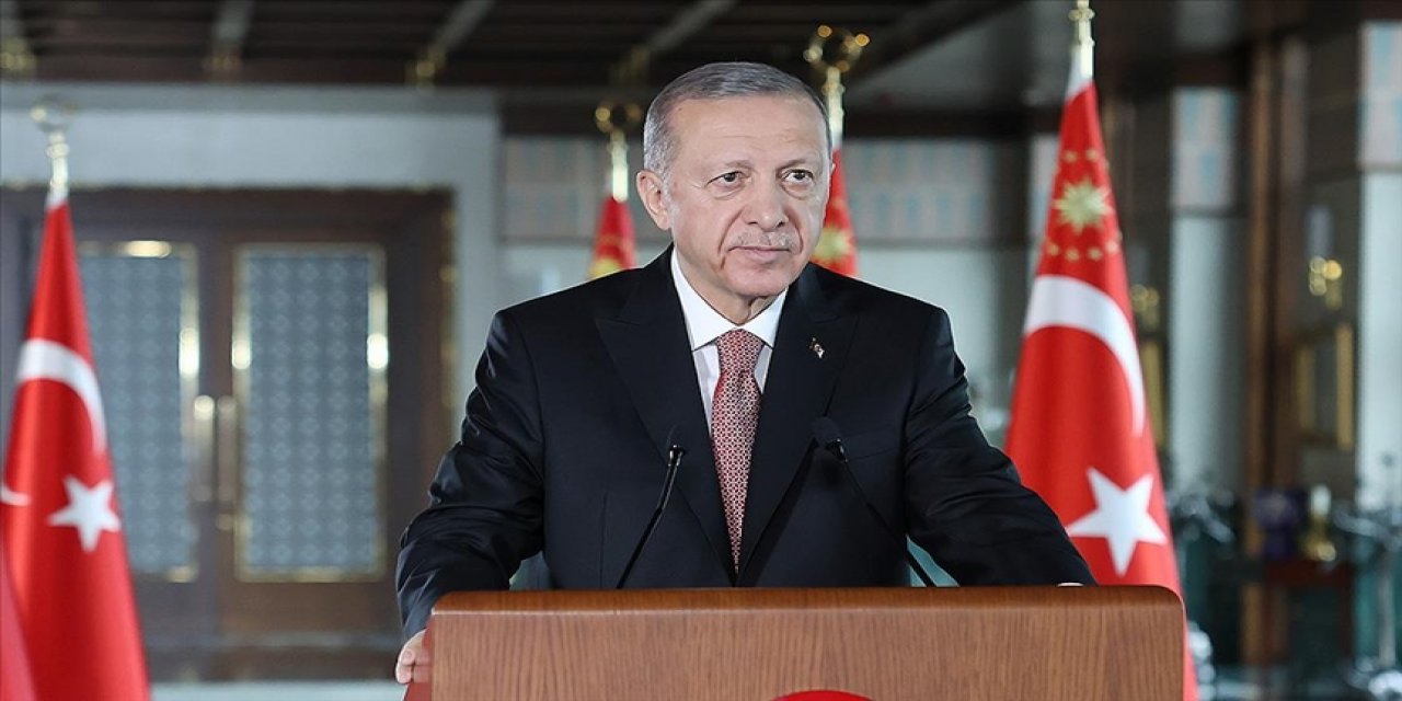 Cumhurbaşkanı Erdoğan: Girişimcilerimizden imkanlarını depremzedelerimiz için seferber etmelerini bekliyoruz