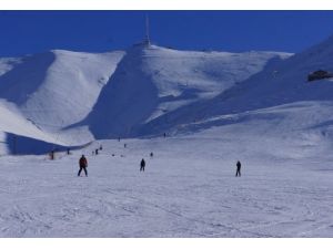 Palandöken'de Kayak Sezonu Başladı