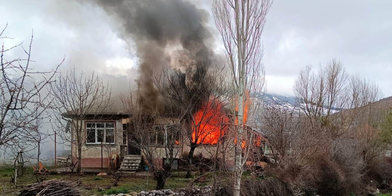 Seydişehir'de Ev yangını