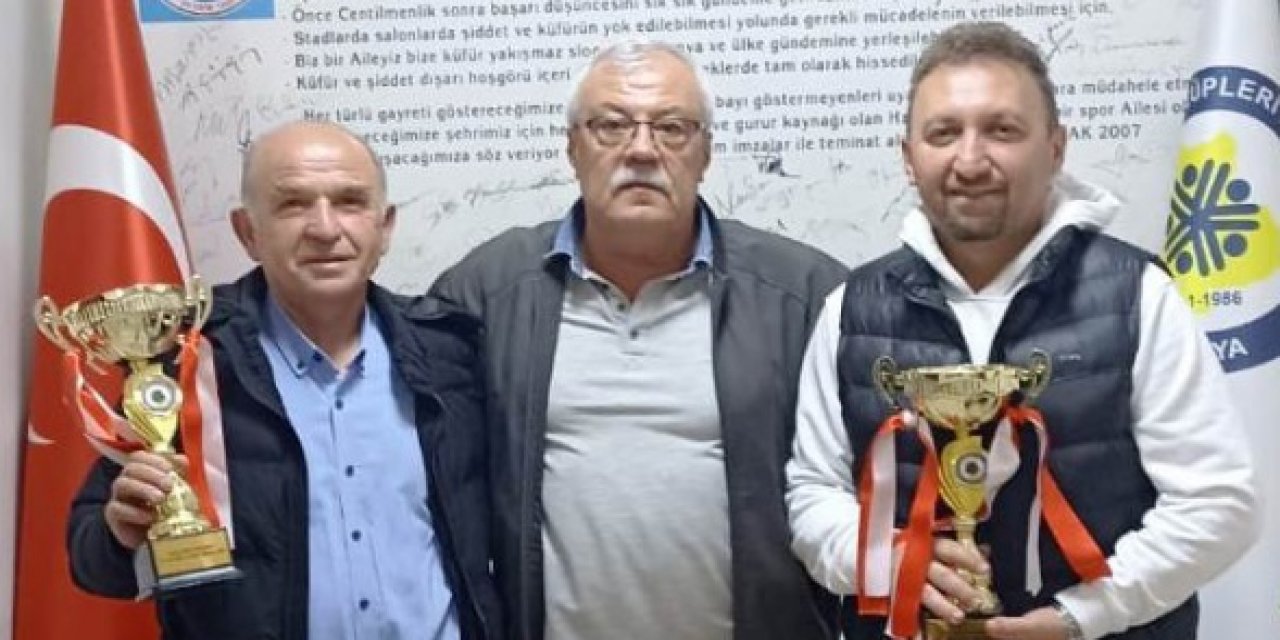 Konya'daki şampiyon takımlar kupalarını aldı