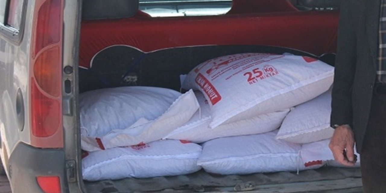 Konya'da çiftçilere 5 bin kilogram nohut tohumu dağıtıldı