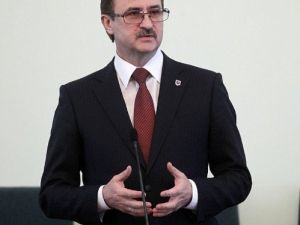 Yanukoviç, Mgk Başkan Yardımcısı Ve Kiev Belediye Başkanını Görevden Aldı