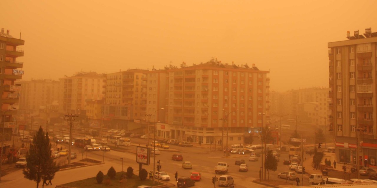 Toz taşınımı ve fırtına  için Meteoroloji 15 ili sarı kodla uyardı