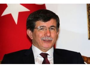 Davutoğlu: Lefkoşa'ya Yol Atina'dan Değil Ankara'dan Gider