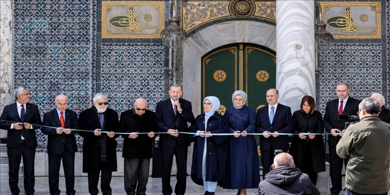 Cumhurbaşkanı Erdoğan Topkapı Sarayı'nda restorasyonu tamamlanan birimlerin açılışını gerçekleştirdi