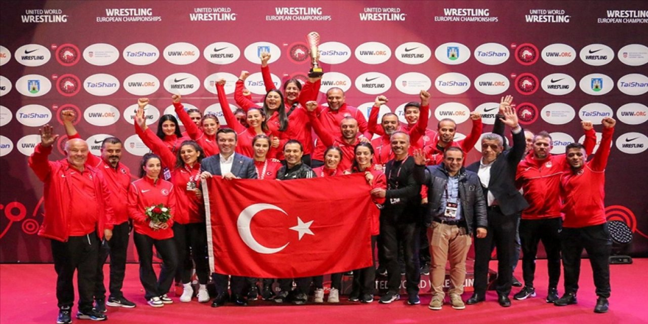 Kadın Güreş Milli Takımının Avrupa başarısı