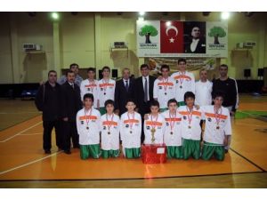500 Sporcu Basketbol Turnuvasında Buluşacak