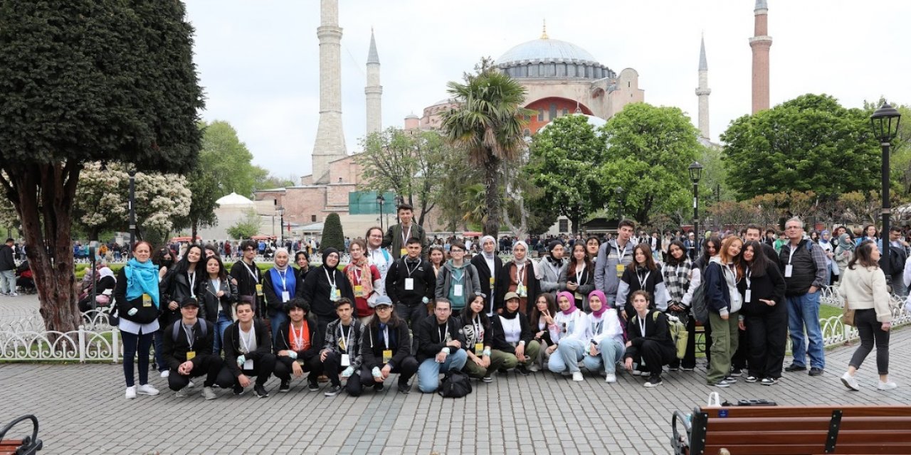 Konya Büyükşehir’in İstanbul gezileri tarihte yolculuğa çıkarıyor