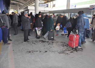 YHT'de Şeb-i Arus yoğunluğu yaşanıyor