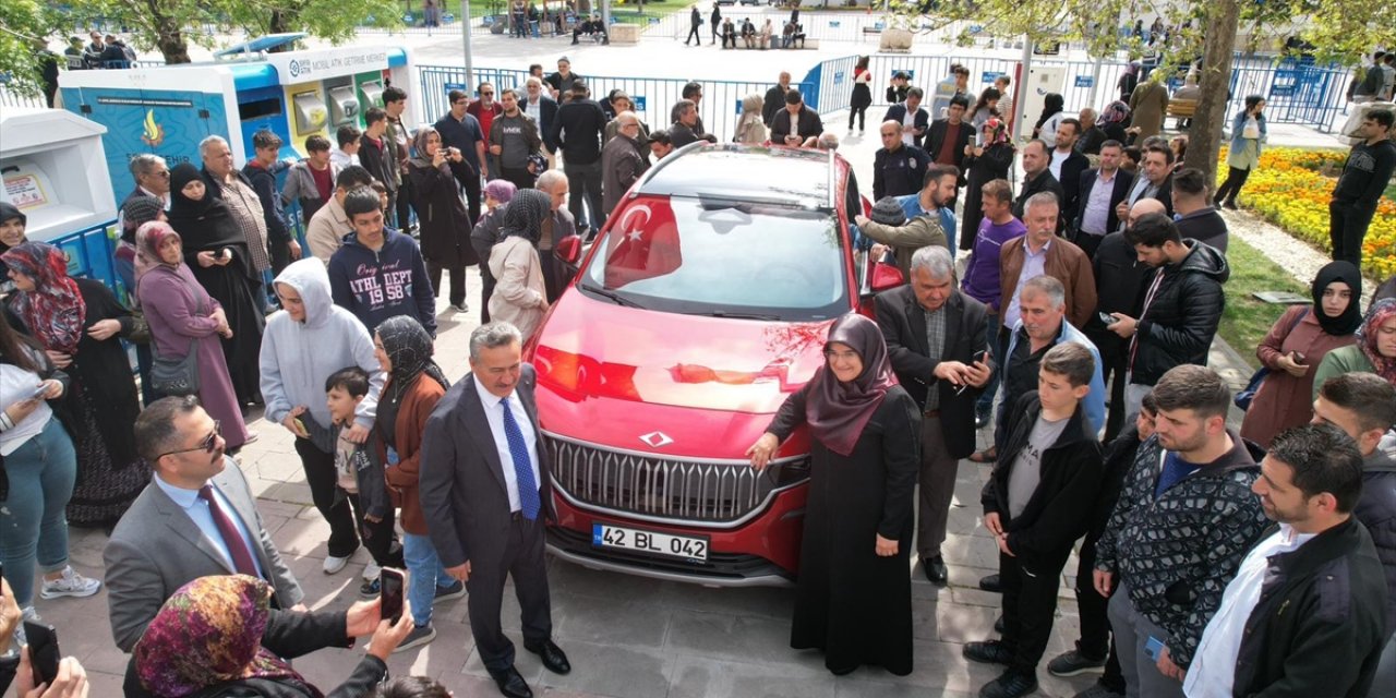 Türkiye'nin yerli otomobili Togg Seydişehir'de sergilendi