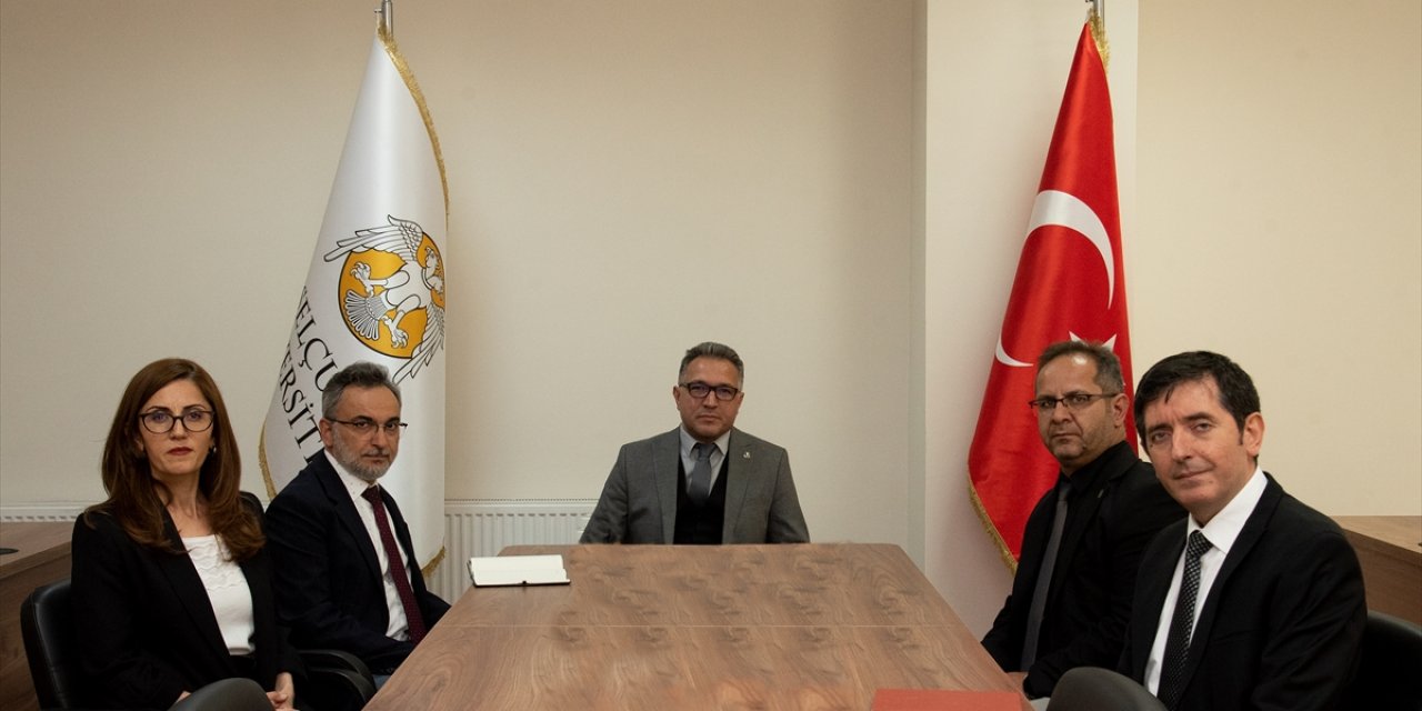 Selçuk Üniversitesi Rektörü Aksoy, İLTEK Durum Değerlendirme Toplantısı'na katıldı