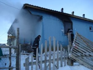 Lojman Yandı, Köylüler Karla Alevlere Müdahale Etti