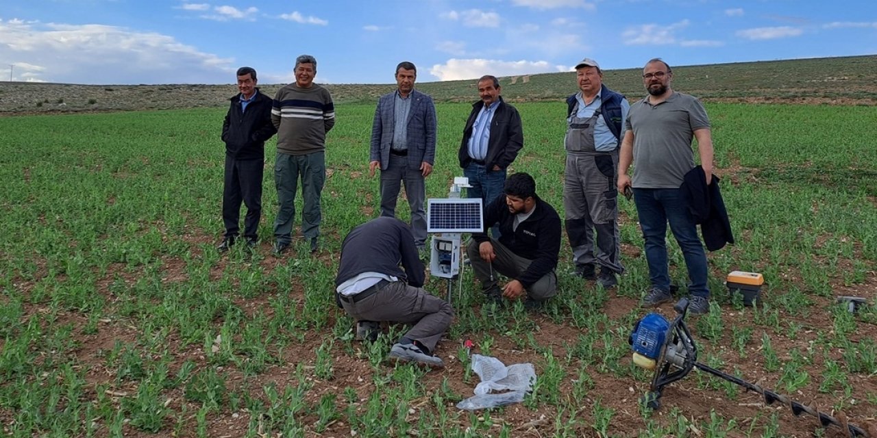 Cihanbeyli halkı özel cihazla tarlasının durumunu takip edecek