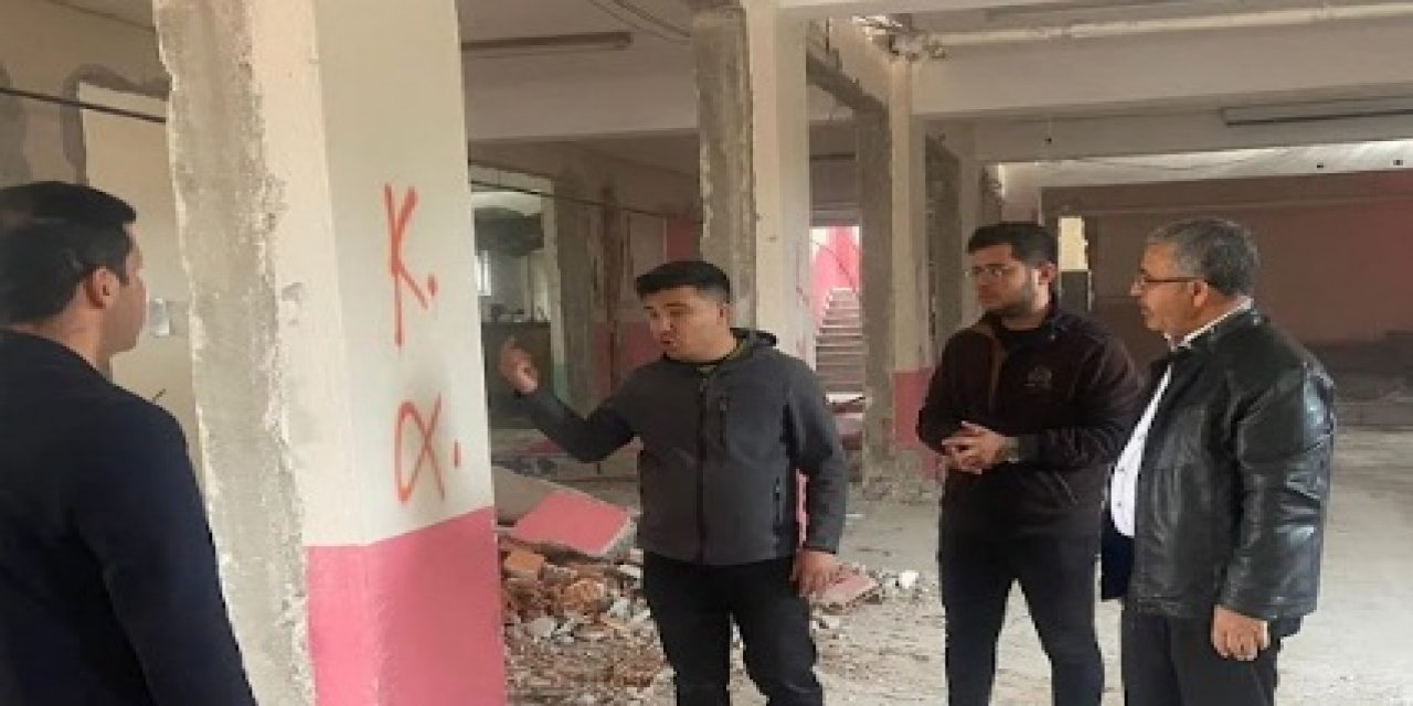 Atatürk İlkokulu’nda bina güçlendirmesi yapılıyor