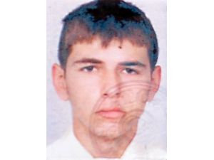 Kanala Uçan Araç Şoförü Hayatını Kaybetti