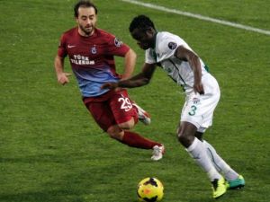 Trabzonspor: 1 – Bursaspor: 1 (İlk Yarı)