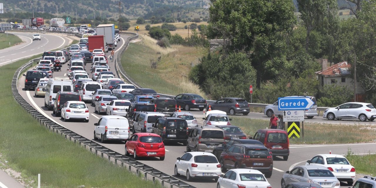 Bayram  bitişi dönüş hareketliliği başladı