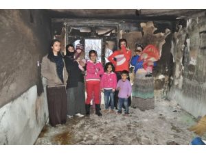 15 Kişinin Yaşadığı Ev Kül Oldu