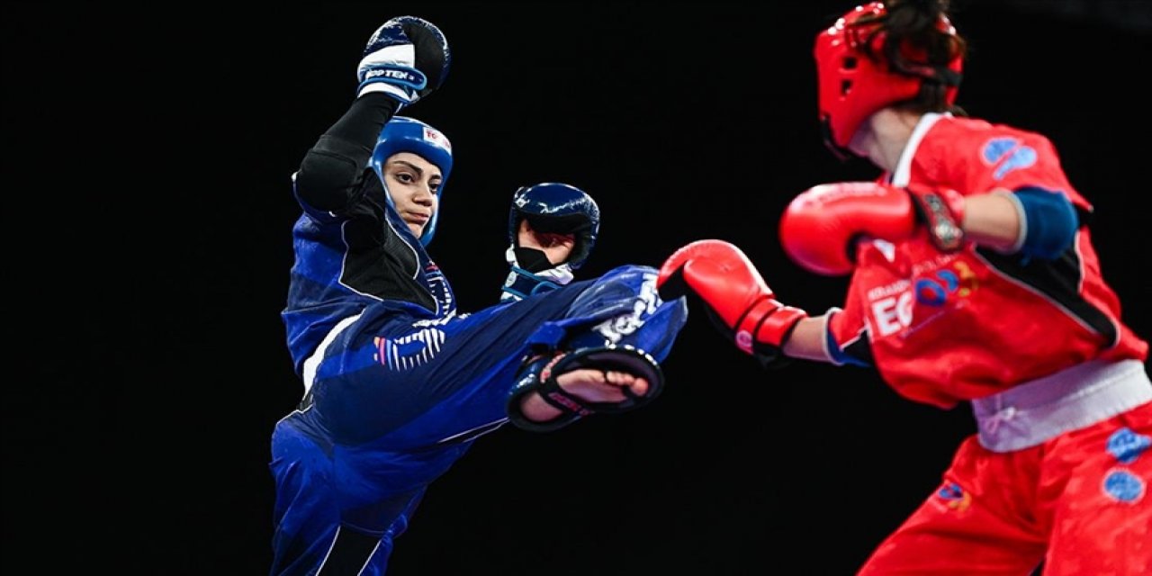 Mili boksör Buse Naz Çakıroğlu, altın madalya kazandı