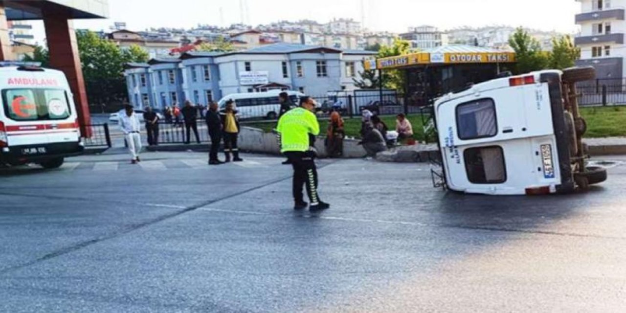 Devrilen minibüsteki 13 tarım işçisi yaralandı