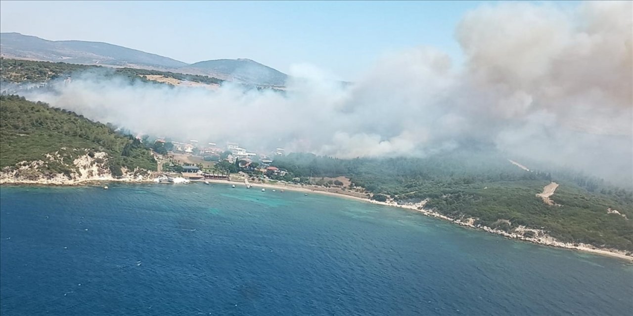 İzmir'de orman yangınlarına müdahale ediliyor