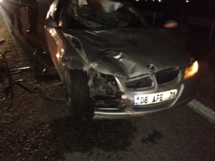 Otomobilin çarptığı bisikletli öldü