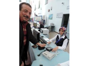 Özel Hastanelerde Avuçiçi Taramaya 'Fişleme' Endişesi Bulaştı