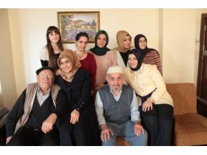 Turgut Özal Üniversitesi'nden Yaşlılara Ziyaret