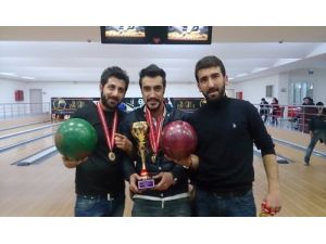 Aü'de Bowling Müsabakaları Şampiyonu İibf Oldu