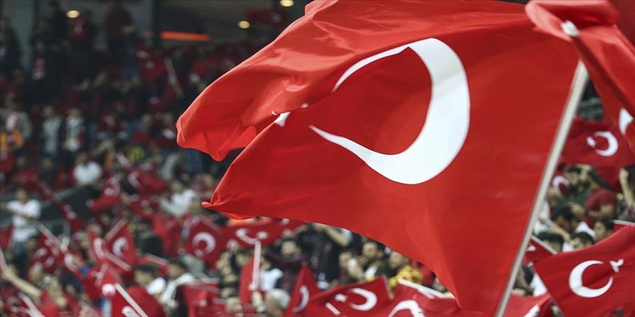 Türkiye-Ermenistan maçı öncesi "fan zone" kurulacak