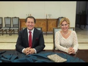 Ahmet Özhan evlendi