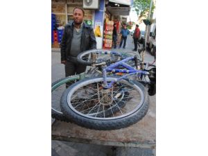 Eskiyen Bisikletler Tamir Yerine Hurdaya Veriliyor