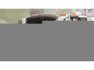 Ağrı Eksi 23'ü Gördü, Araçlar Çalışamaz Duruma Geldi