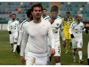 Akhisar Belediyespor Gruplara Kalan Taraf Oldu