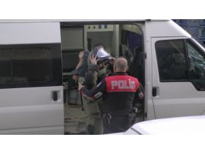 Tarsus’ta Bomba Paniği