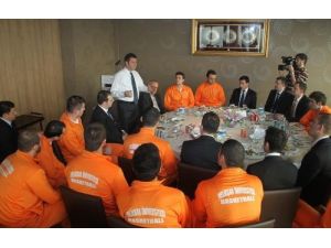 Memduh Boydak’tan Melikşah’lı Basketbolculara Yemek
